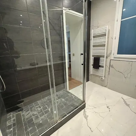 Apartment Foch Champs Elysees Paris