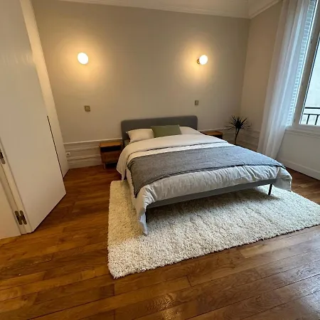 Foch Champs Elysees Apartment Paris