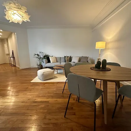 Apartment Foch Champs Elysees